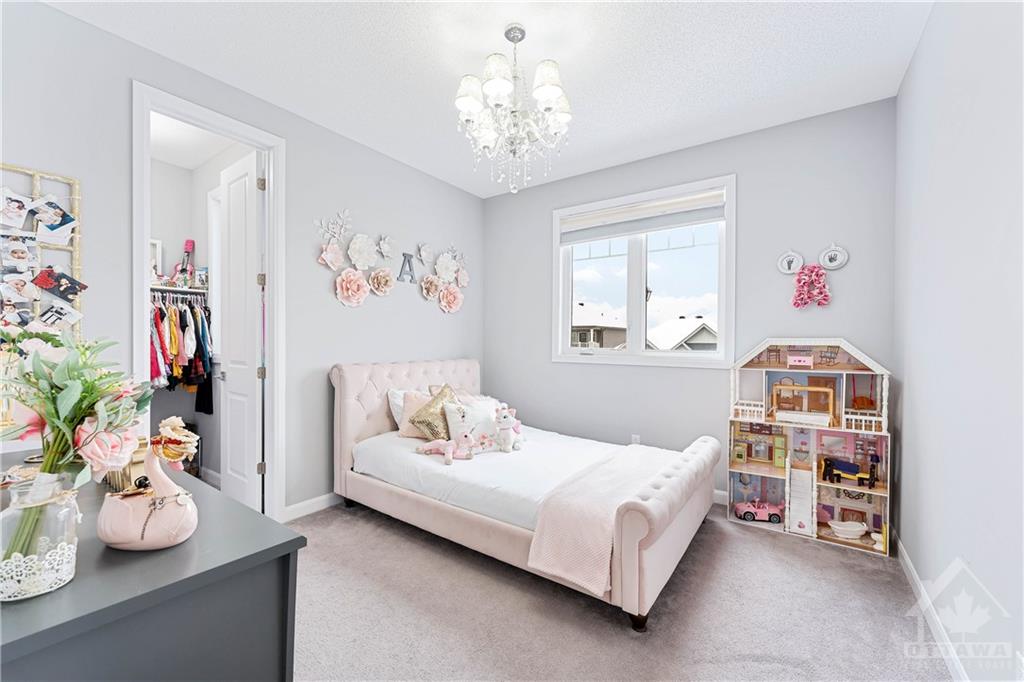 239 AQUARIUM Avenue