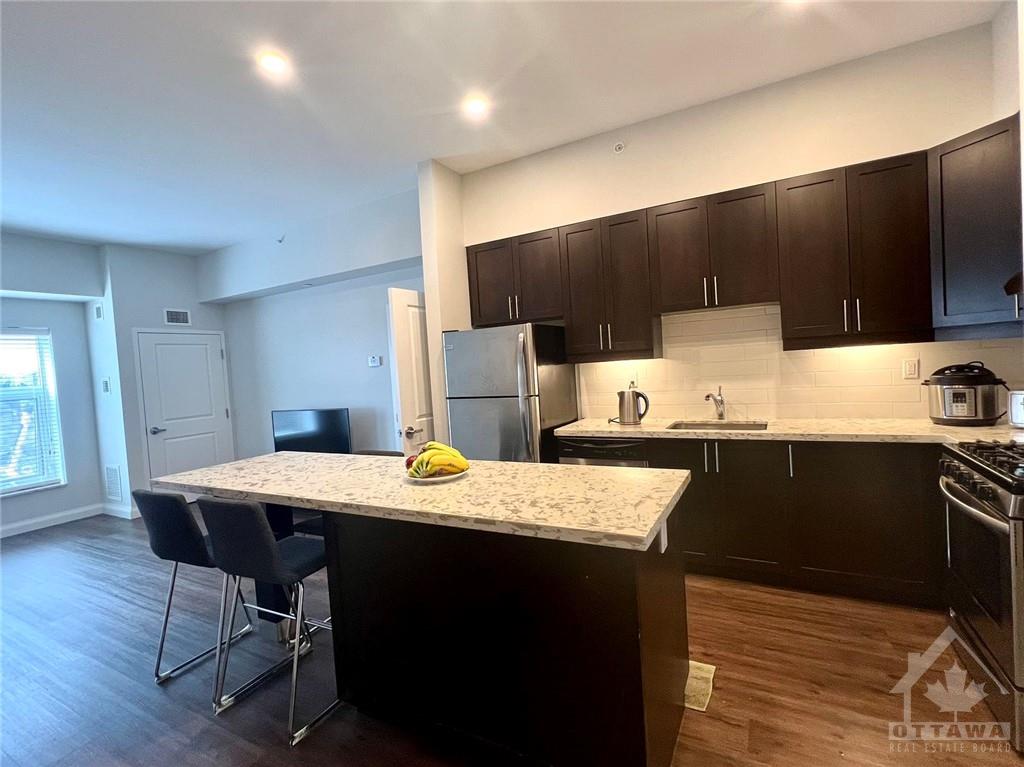 1100 CANADIAN SHIELD Avenue, #6108