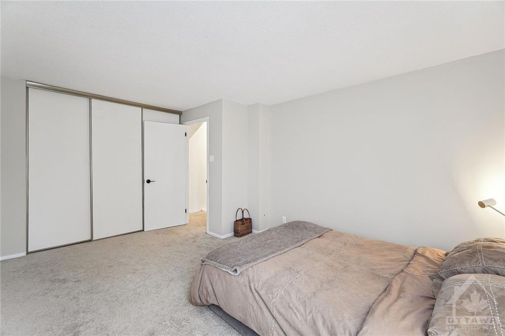 1748 LAMOUREUX Drive, #A