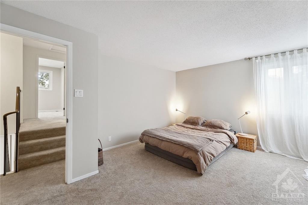 1748 LAMOUREUX Drive, #A