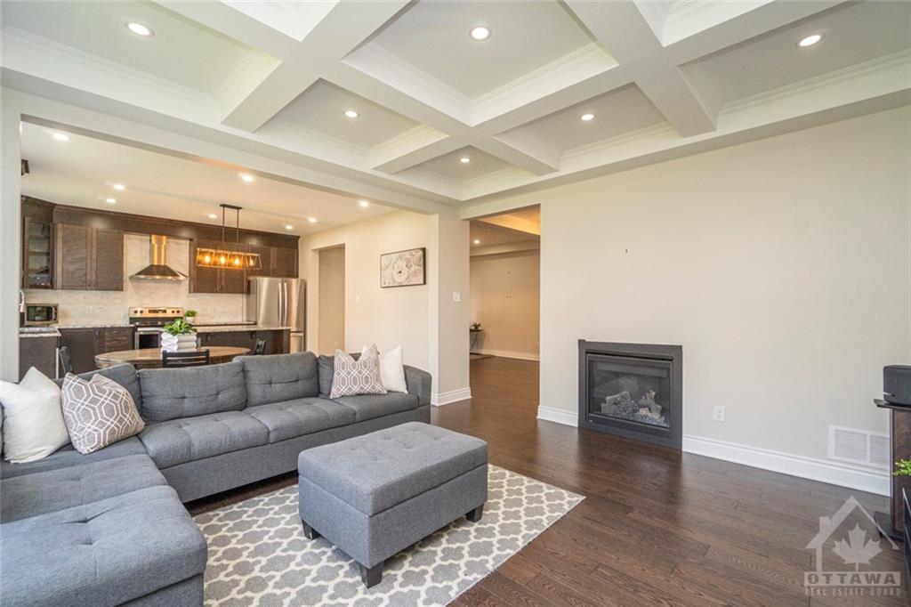 623 PARADE Drive