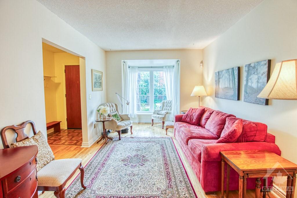 43 STRATHCONA Avenue