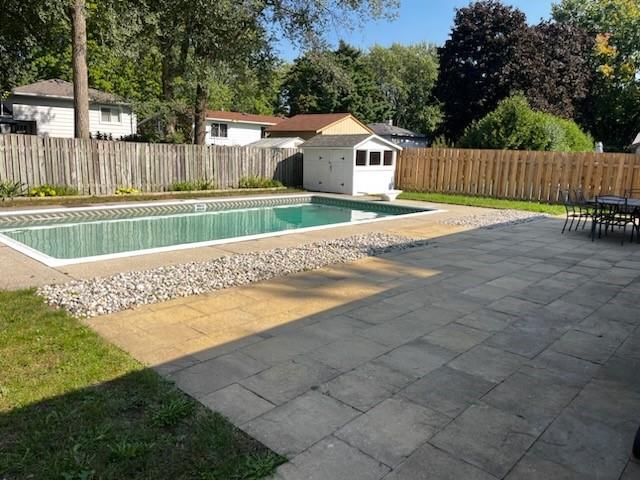 40 MEIGHEN Crescent