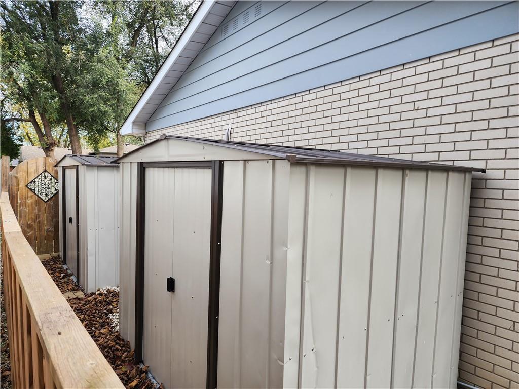 40 MEIGHEN Crescent