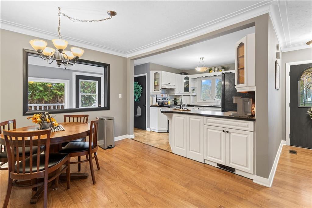 24 ALTA VISTA Drive