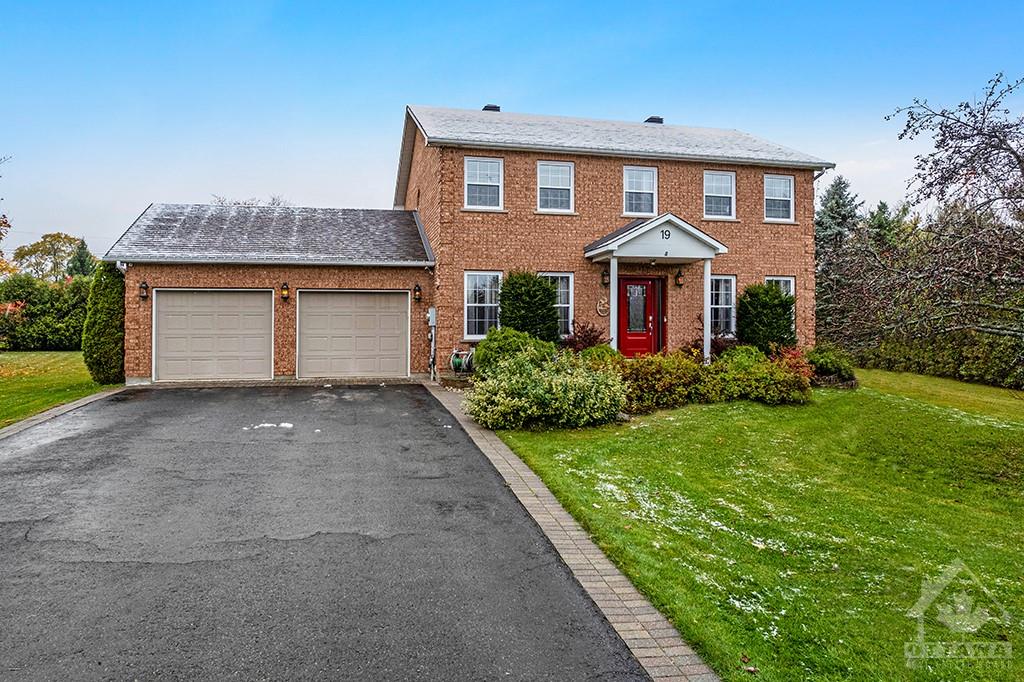 19 BERG Crescent