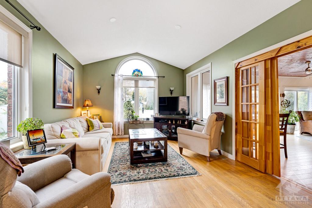 19 BERG Crescent