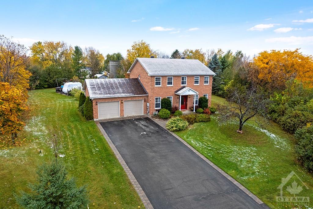 19 BERG Crescent