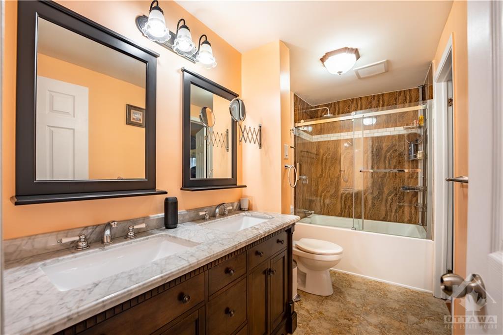 2336 ORIENT PARK Drive, #10