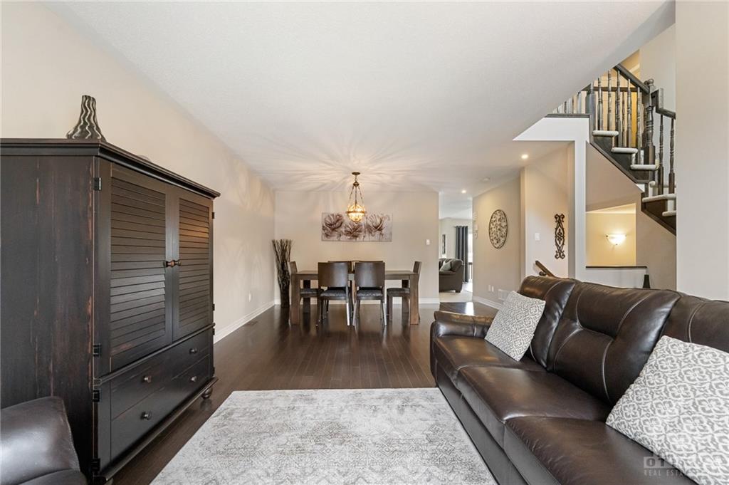 107 VALLIER Way