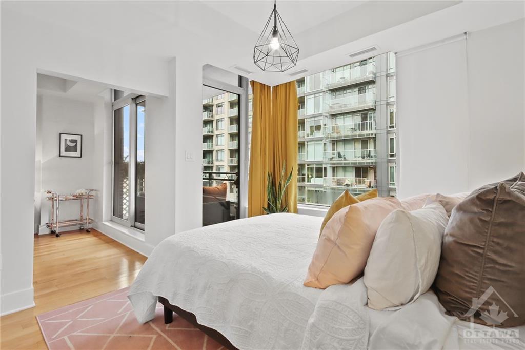 101 RICHMOND Road, #401