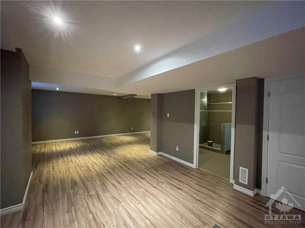 232 HARTHILL Way