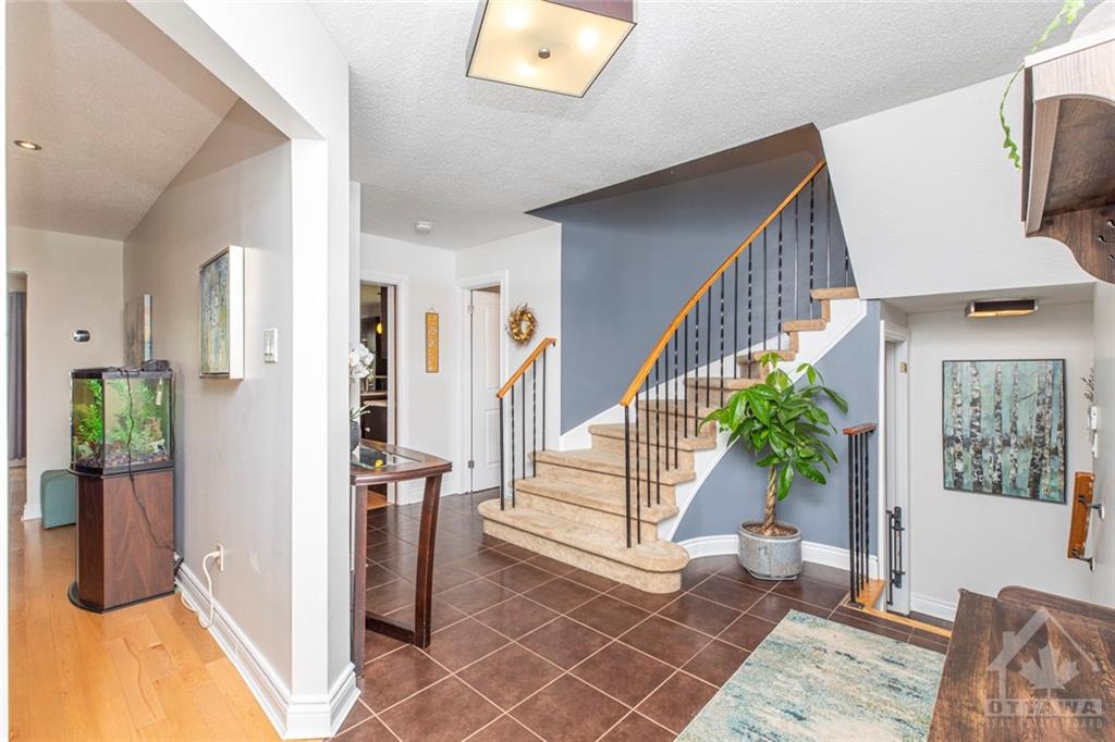1536 DES GRIVES Crescent