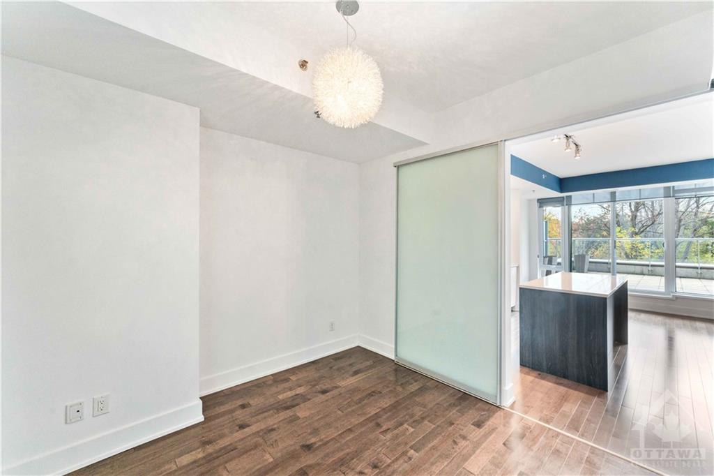 98 RICHMOND Road, #205