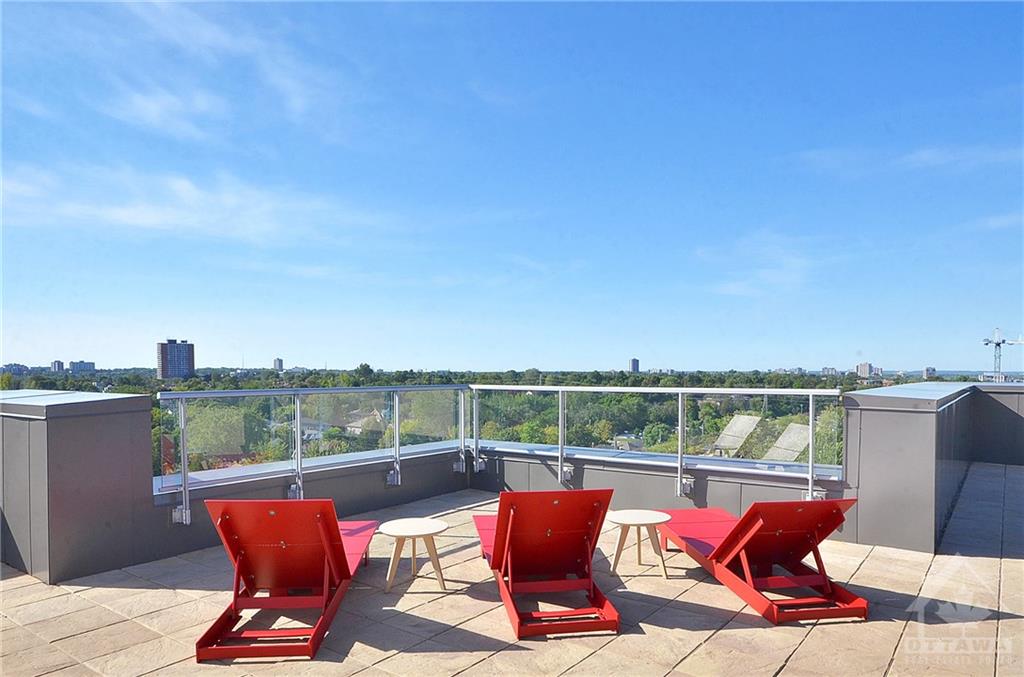 98 RICHMOND Road, #205