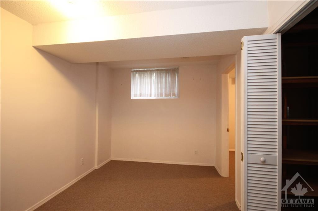 276 STONEWAY Drive