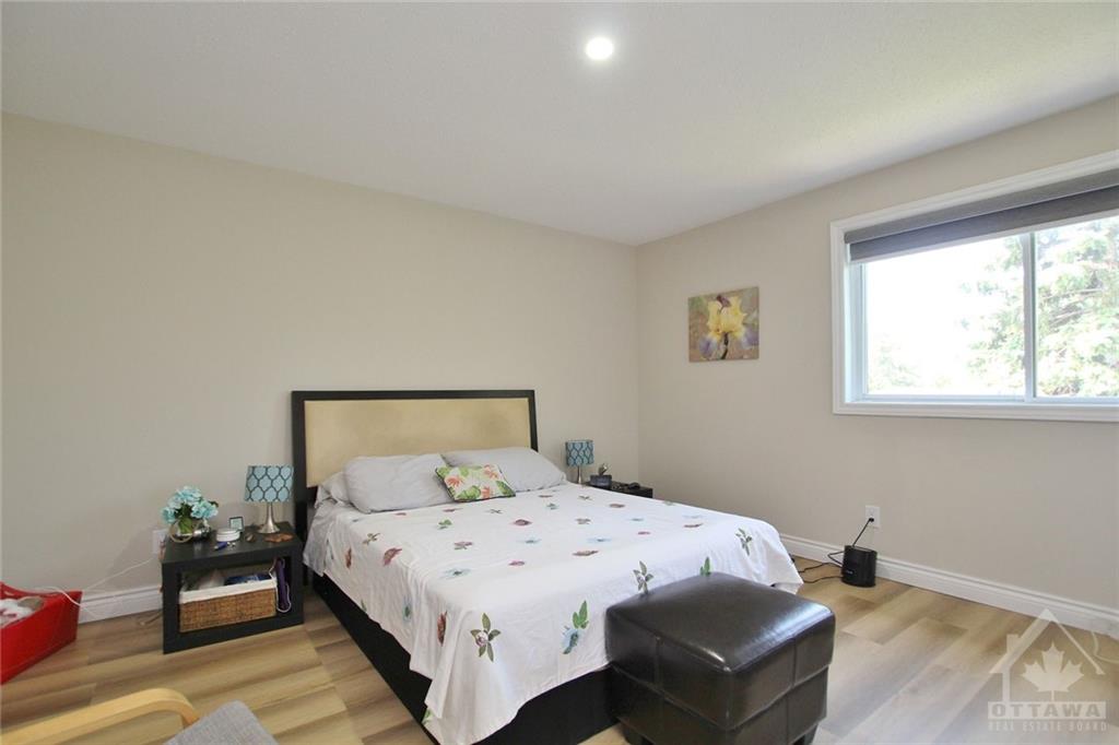 14 DEEVY Street