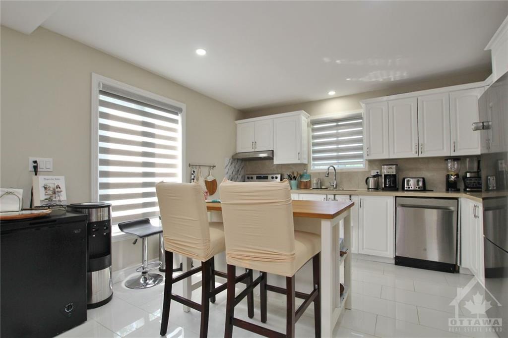 14 DEEVY Street