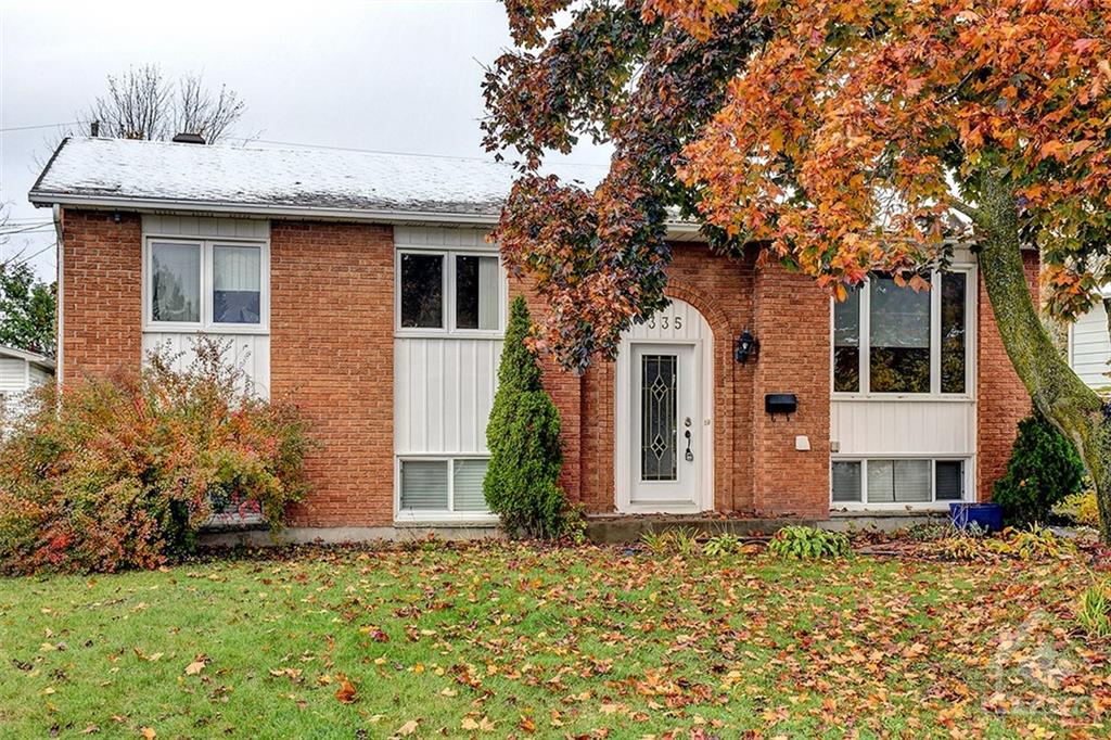 335 WARDEN Avenue
