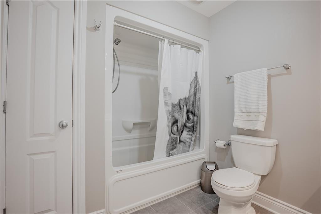 1113 CLEMENT Court