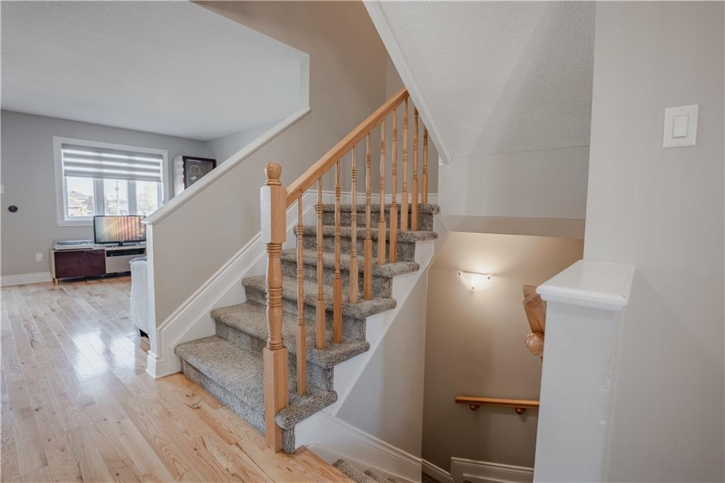 1113 CLEMENT Court