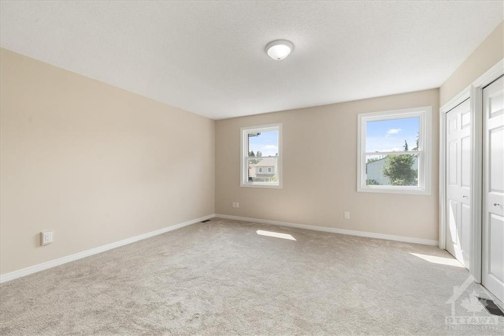 13 FOXFIELD Drive