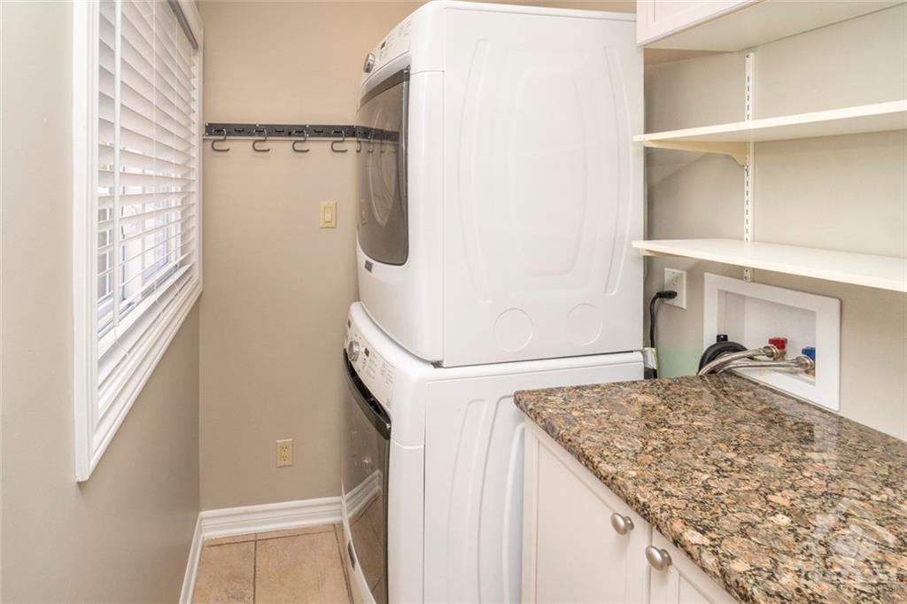 131 SPRINGCREEK Crescent