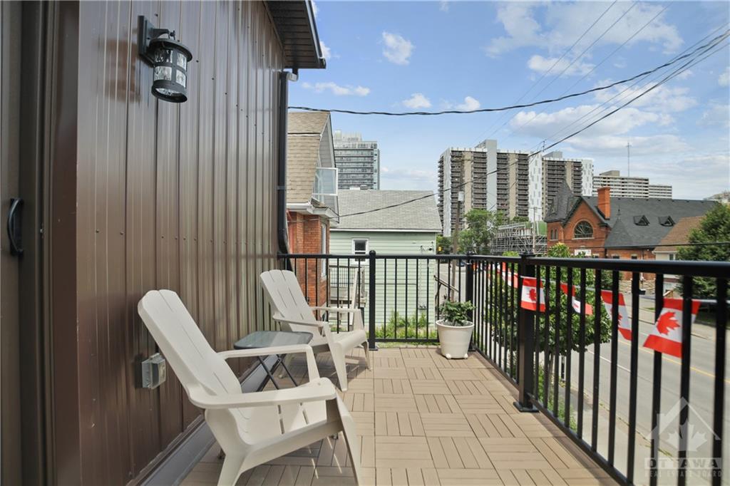258,260,262,264 BRONSON Avenue