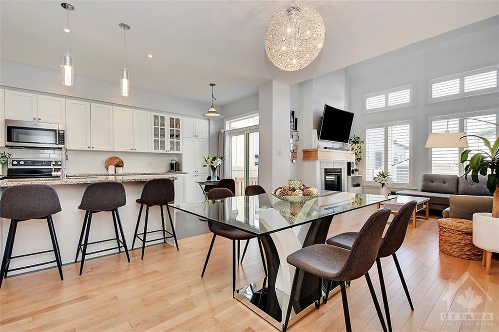 513 FEATHERFOIL Way