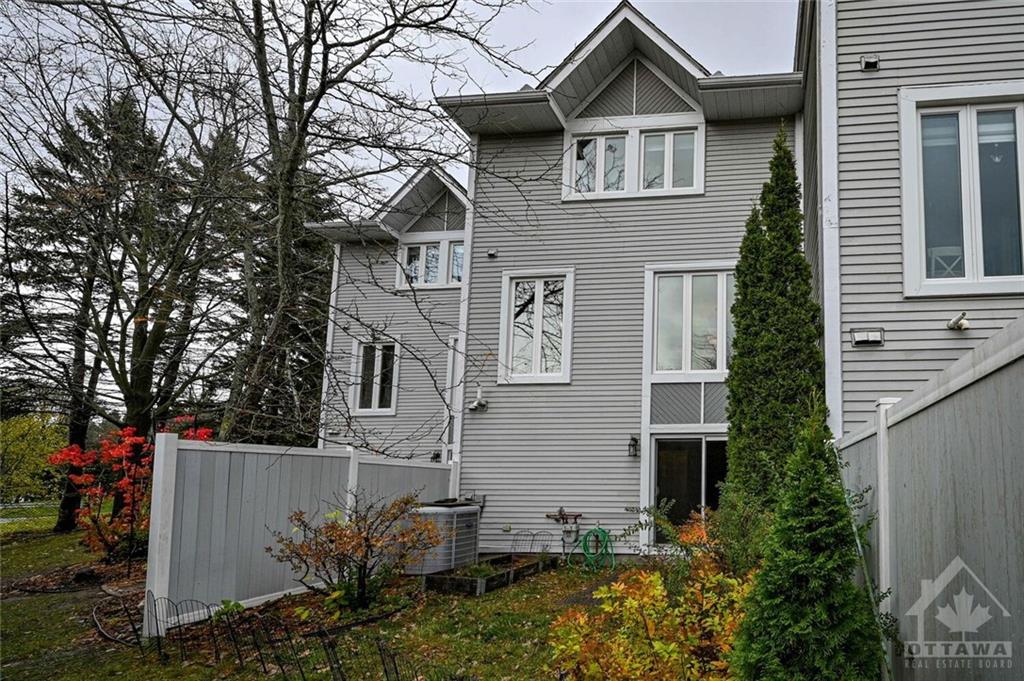 37 FORSYTH Lane