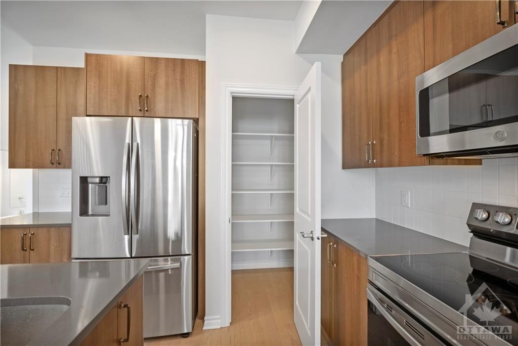 1010 KIJIK Crescent