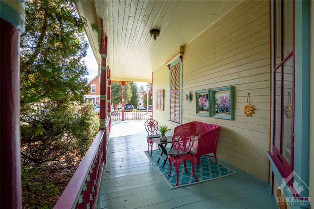 11 OAK Drive