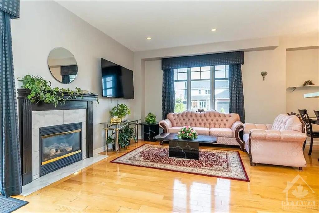 501 DEVONWOOD Circle