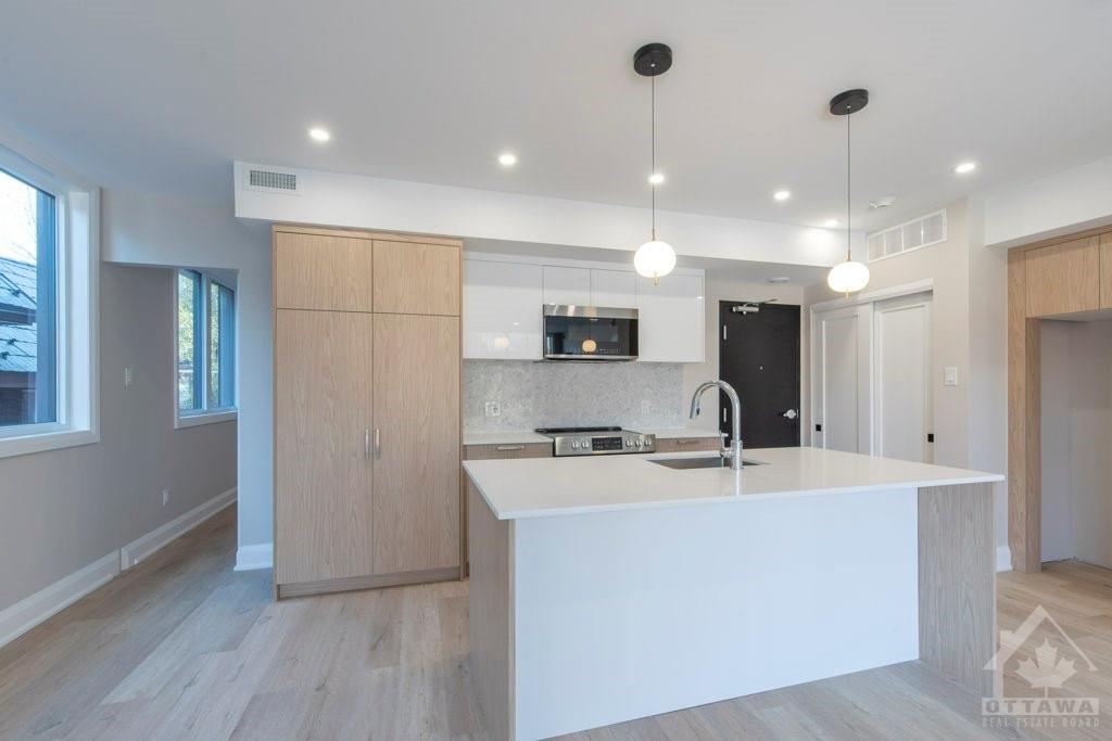 58 FLORENCE Street, #3