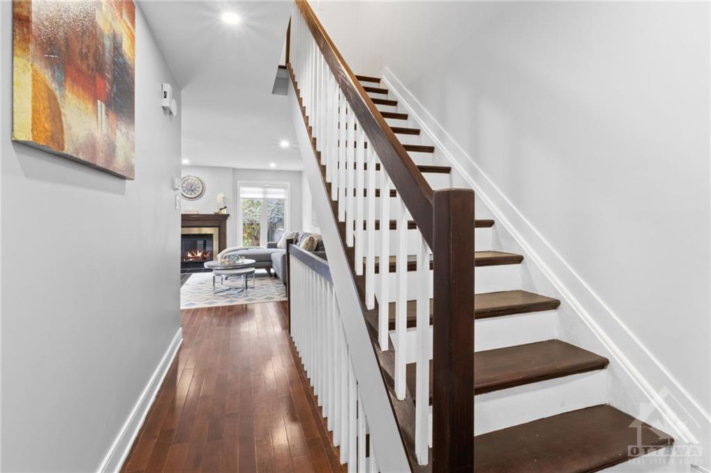 1460 BRIARFIELD Crescent