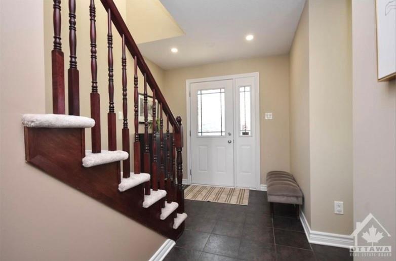 332 FAIRLAKES Way
