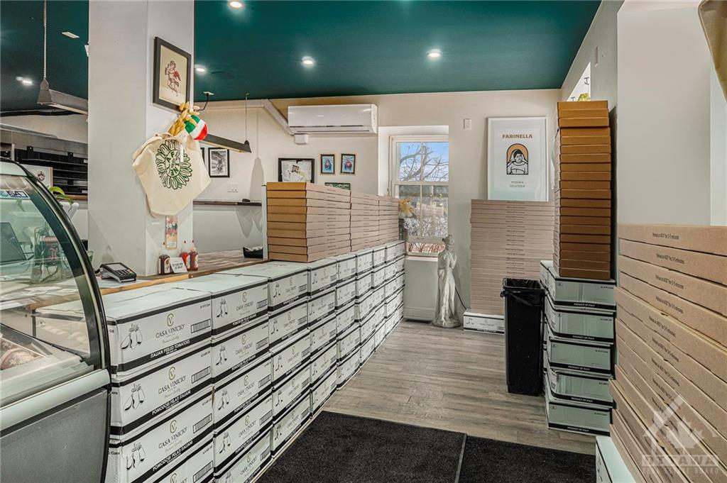 806 MARCH Road