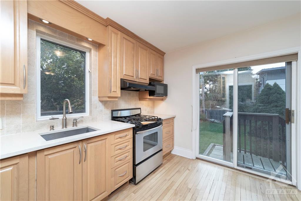 579 RICHMOND Road