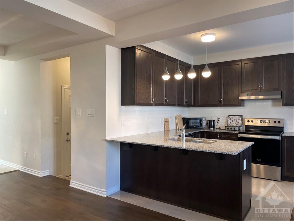 75 CASPIAN Row