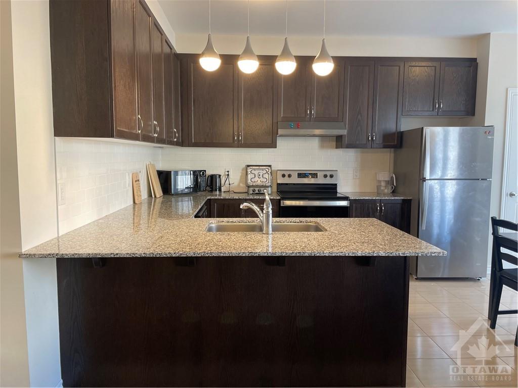 75 CASPIAN Row