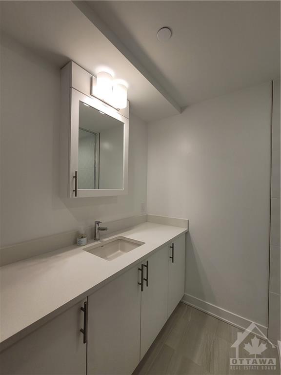 340 QUEEN Street, #1503
