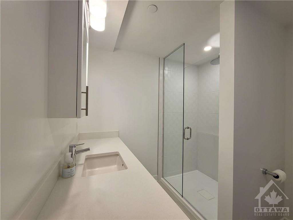 340 QUEEN Street, #1503