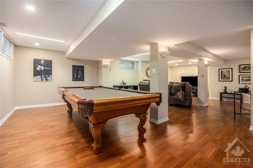 797 FOXWOOD Court