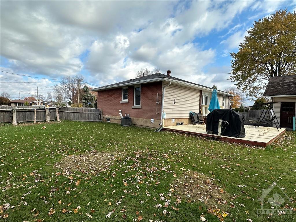 24 CRESCENT VIEW Drive