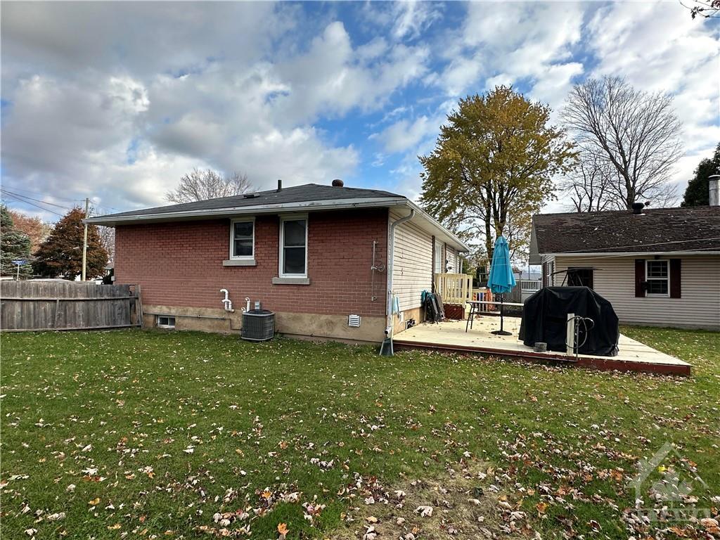 24 CRESCENT VIEW Drive