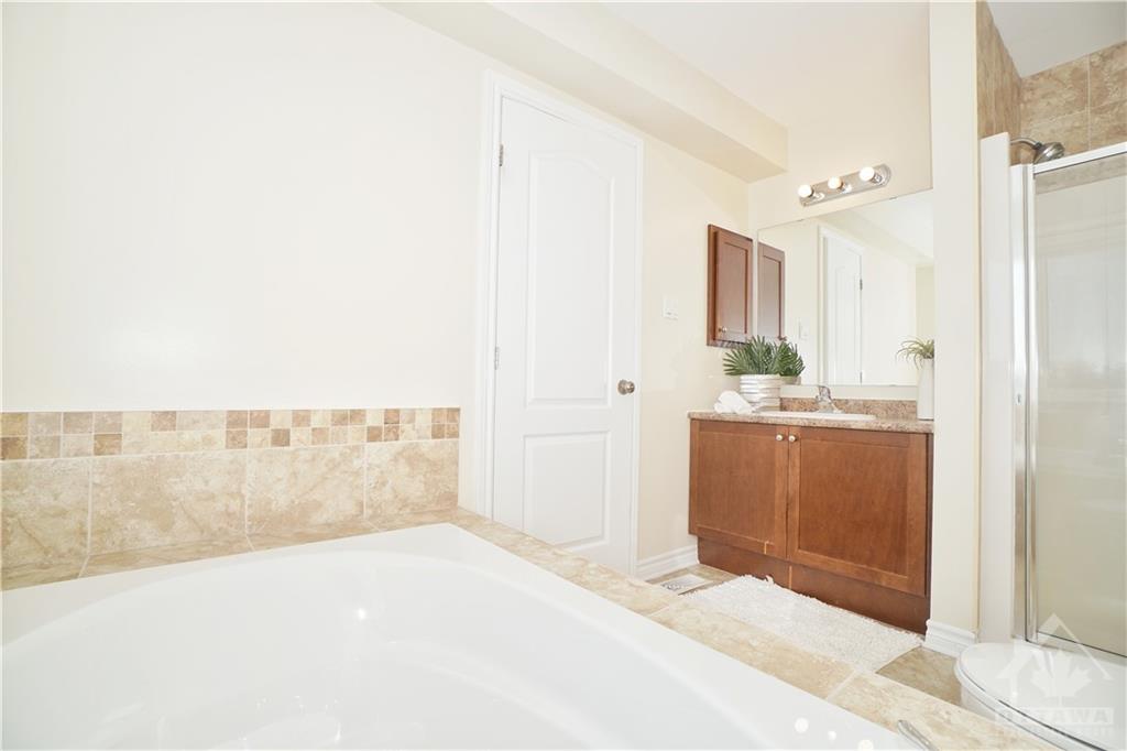 102 TALLTREE Crescent