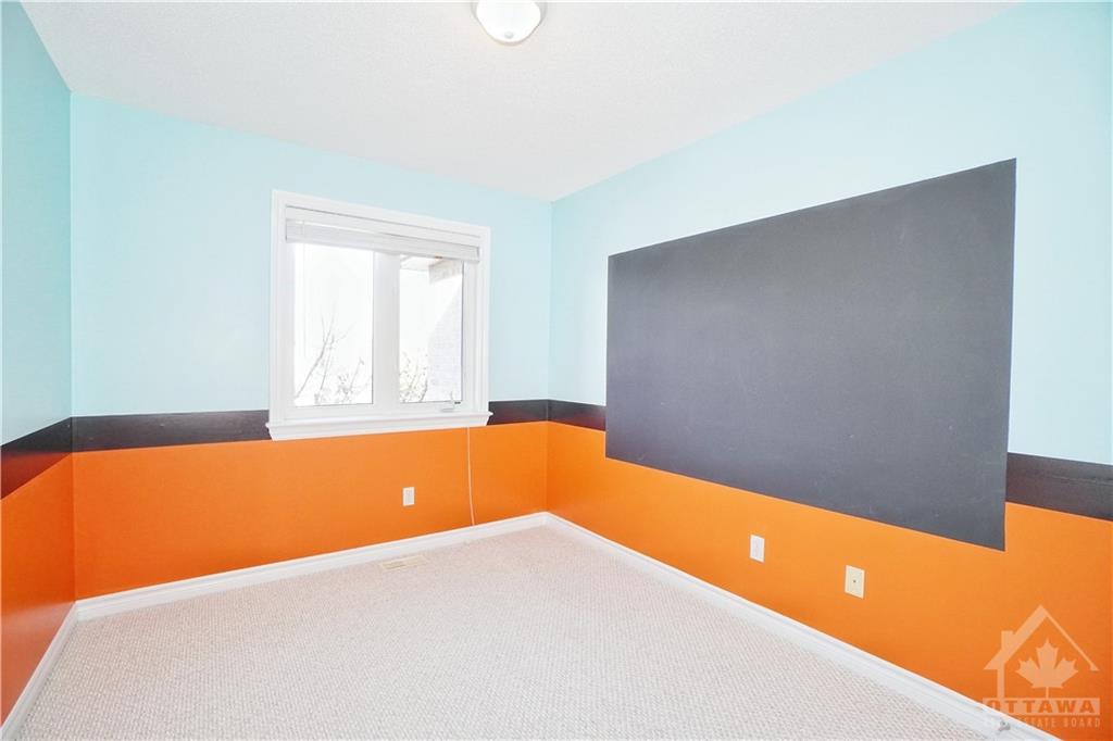 102 TALLTREE Crescent