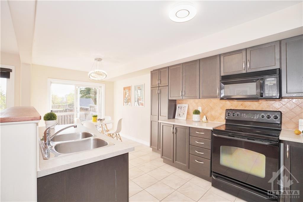 102 TALLTREE Crescent