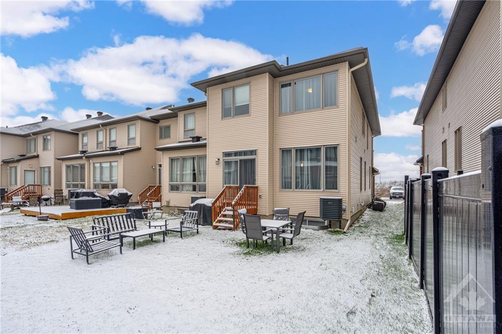 748 PUTNEY Crescent