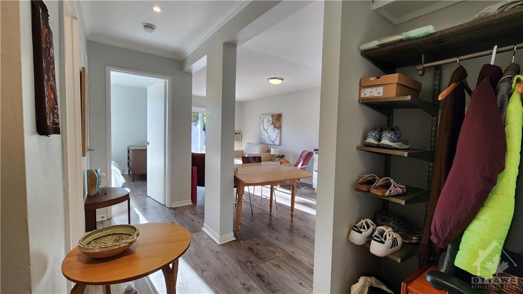 522 RIVERDALE Avenue, #2